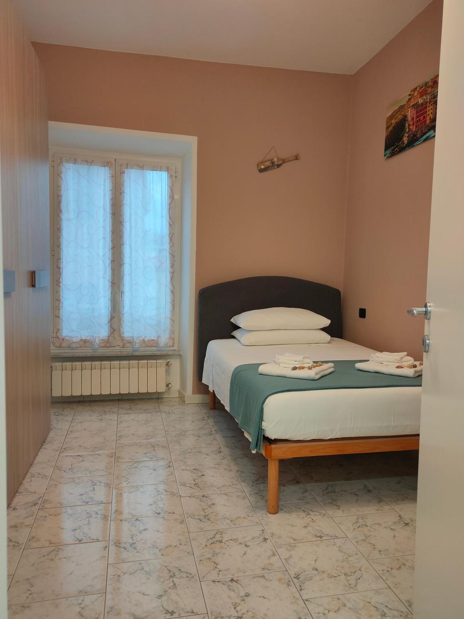 Casa Dora 5 Terre Close To Trains And Ferries With Ac - Wi-fi Apartment