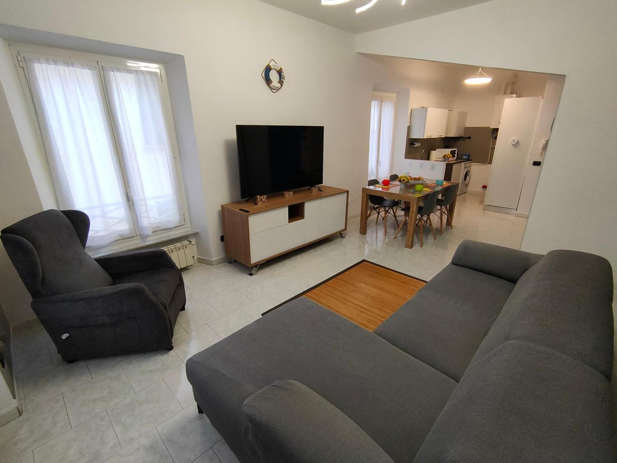 Apartment Casa Dora 5 Terre Close To Trains And Ferries With Ac - Wi-fi La Spezia